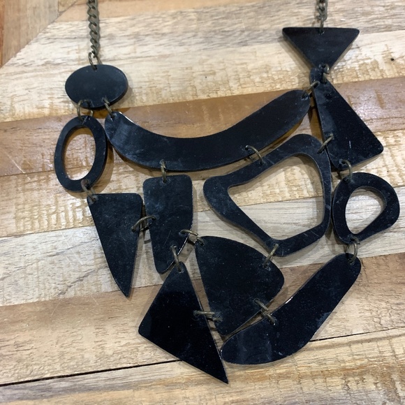 Black Geometric Statement Necklace Acrylic Abstract Bib Mod Art Jewelry - Picture 3 of 10